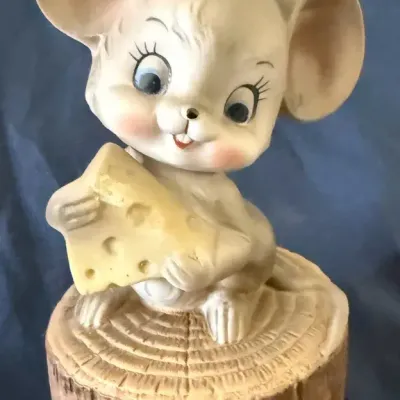Vintage Berman & Anderson Mouse with Cheese Music Box Figurine – Made in Japan