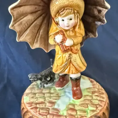 Vintage American Greetings “Rain or Shine, I Like You Fine” Girl & Cat Music Box