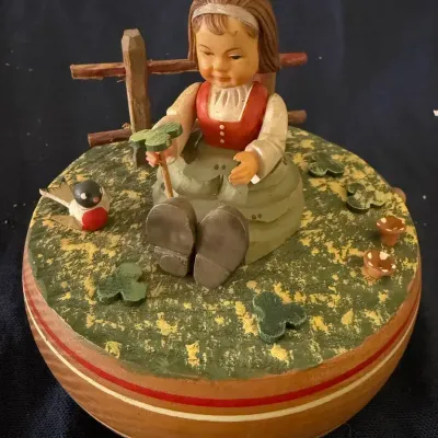 Vintage ANRI Reuge Carved Wood “When Irish Eyes Are Smiling” Music Box
