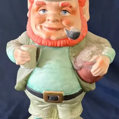 Vintage 1973 Hoffman Distilling Irish Leprechaun Musical Decanter