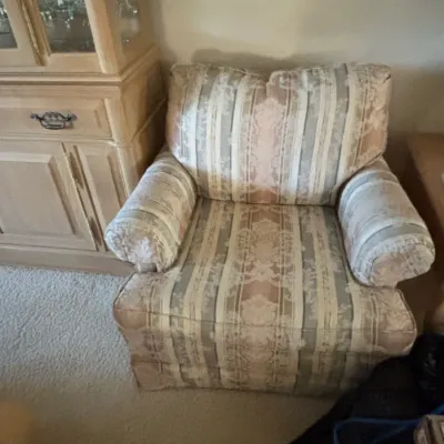 Sale Photo Thumbnail #183