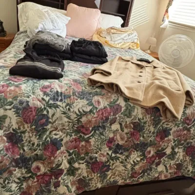 Sale Photo Thumbnail #38