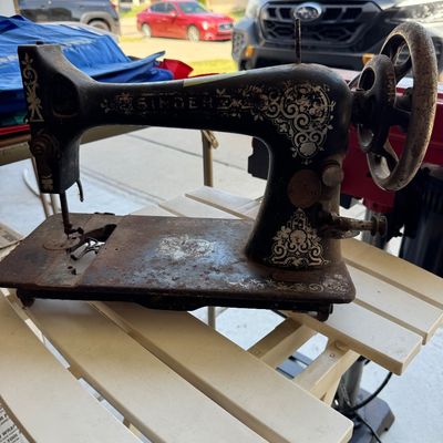 Estate sale photo