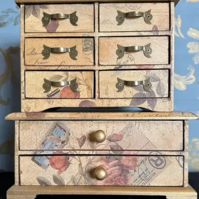 Vintage-Style Floral & Postal Print Jewelry/Organizer Chests – Set of 2