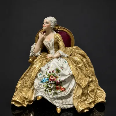 Stunning Capodimonte Collection Fabris " Lady In Conversation "