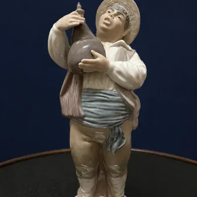 Lladró “A Toast by Sancho” #5165 Porcelain Figurine