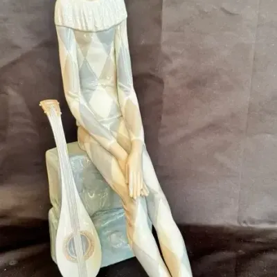 Lladro “Sad Harlequin” #4558 Porcelain Figurine