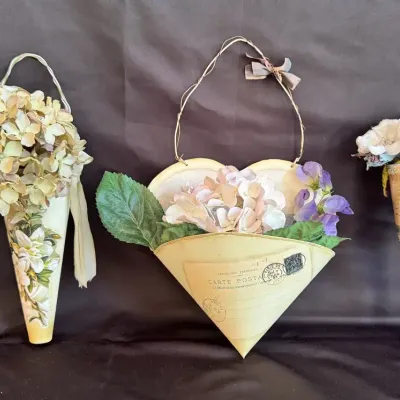 Vintage-Style Floral Wall Pocket Decor - Set of 3