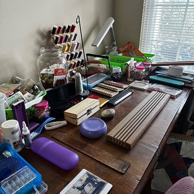 Sale Photo Thumbnail #31: Quilting supplies