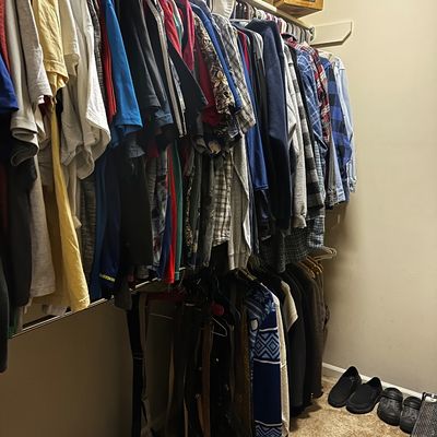 Sale Photo Thumbnail #33: Men’s clothing 