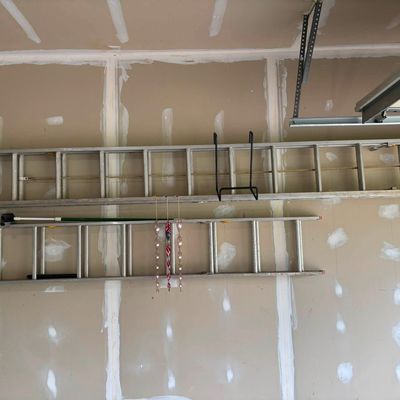 Sale Photo Thumbnail #4: Ladders