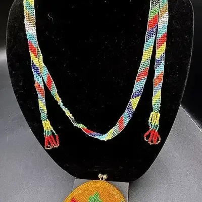 Native American-style Seed Bead Statement Necklace And Leaf Motif Coin Purse Made In Korea