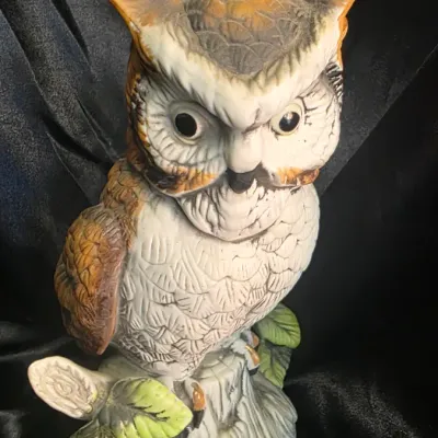 Vintage Large Ceramic Owl Figurine on Tree Stump – Woodland Nature Décor