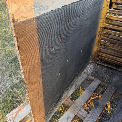 Sale Photo Thumbnail #76: 3-Forklift Carton Clamp