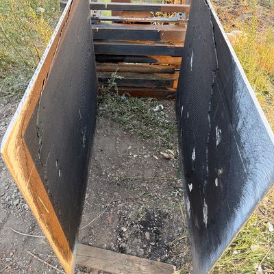 Sale Photo Thumbnail #80: 4-Forklift Carton Clamp