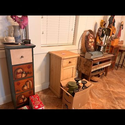 Estate sale photo