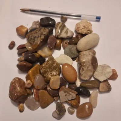 Assorted Polished Tumbled Stones Rocks & Mineral Specimens Mixed Colors Sizes