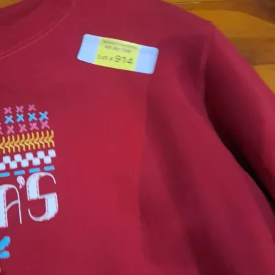 Hanes Soft Sweats XL/XG Red “Grandma’s Are Special” Graphic Crewneck Sweatshirt