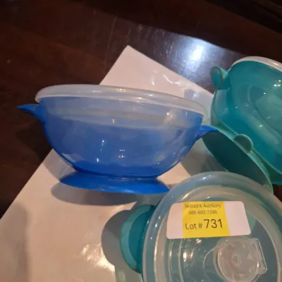 Set of 3 Vintage Plastic Covered Serving Bowls with Pedestal Bases – Blue & Turquoise