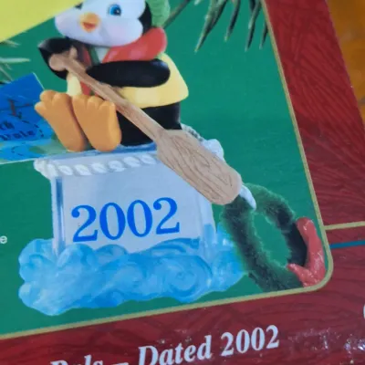 Hallmark Keepsake Ice Pals 2002 Dated Penguin Canoe Christmas Ornament – Original Box