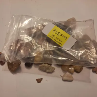 Assorted Polished Tumbled Stones Rocks & Mineral Specimens Mixed Colors Sizes