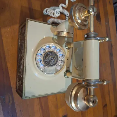 Vintage Ornate French Provincial Style Rotary Telephone Cream & Gold Decorative Cherub Base