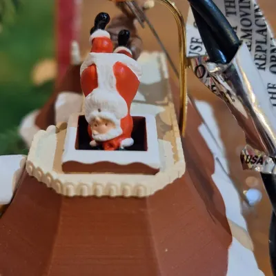 Hallmark Keepsake “Up on the Housetop” Victorian House Christmas Ornament – Light Motion & Sound