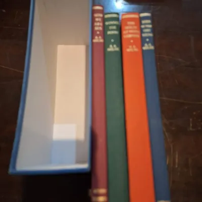 A.A. Milne Winnie-the-Pooh Collectors’ Edition 4-Book Facsimile Boxed Set Methuen 1999