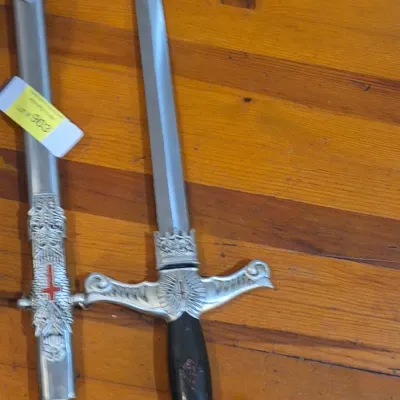 Ornate Medieval Fantasy Templar Knight Sword with Decorative Scabbard – Red Cross Accents