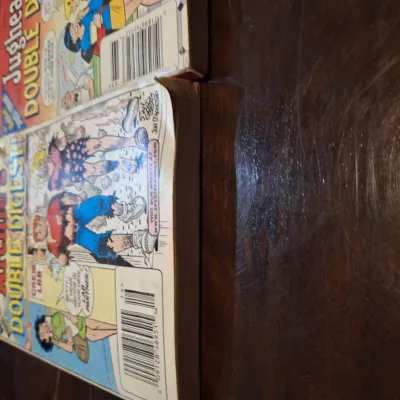 Archie Comics Digest Lot – Jughead’s Double Digest No. 65, Archie’s Double Digest No. 116 & Archie’s Holiday Fun No. 2