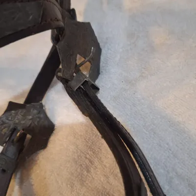 Vintage Western Leather Horse Headstall Bridle with Engraved Metal Browband Conchos & Buckles – No Bit