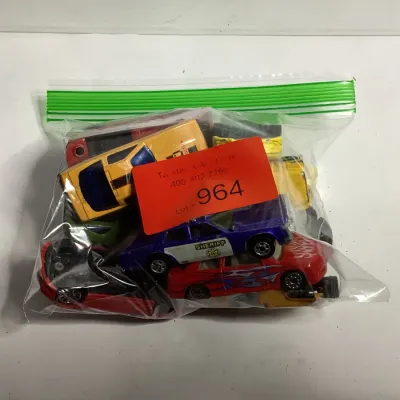 Mixed Lot of 13 Die-Cast Toy Cars & Vehicles – Matchbox, Hot Wheels & Assorted
