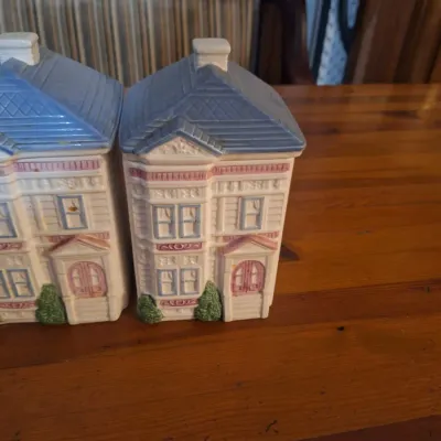 Vintage 1988 Hearth and Home Designs Ceramic Victorian House Canister Set of 4