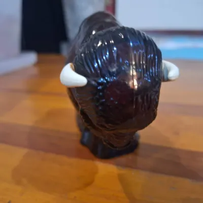Vintage Avon American Buffalo Wild Country After Shave Glass Decanter 5 Fl Oz Bison Figurine
