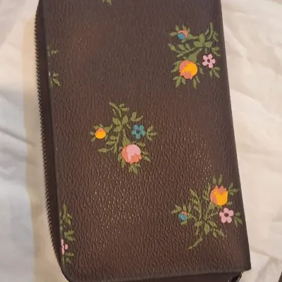 Coach Signature Floral Print Brown Zip-Around Accordion Wallet