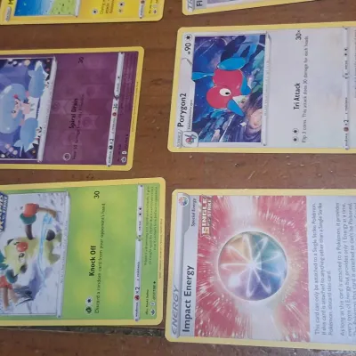 Pokémon Trading Card Lot – 17 Assorted Pokémon, Trainer & Energy Cards