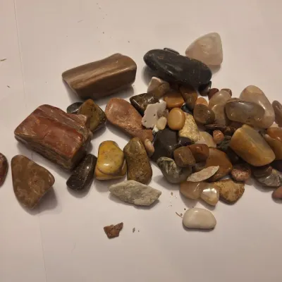 Assorted Polished Tumbled Stones Rocks & Mineral Specimens Mixed Colors Sizes