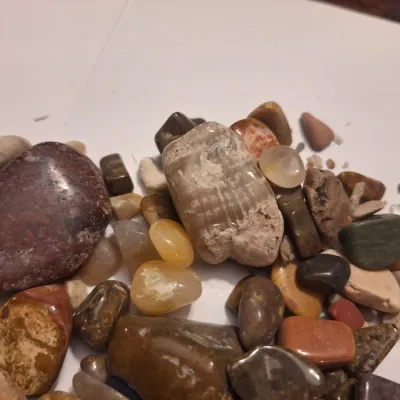 Assorted Polished Tumbled Stones Rocks & Mineral Specimens Mixed Colors Sizes
