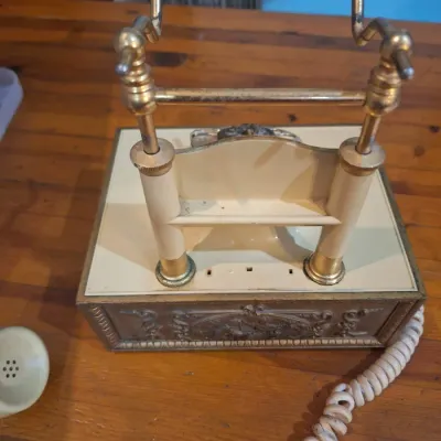 Vintage Ornate French Provincial Style Rotary Telephone Cream & Gold Decorative Cherub Base
