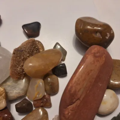 Assorted Polished Tumbled Stones Rocks & Mineral Specimens Mixed Colors Sizes