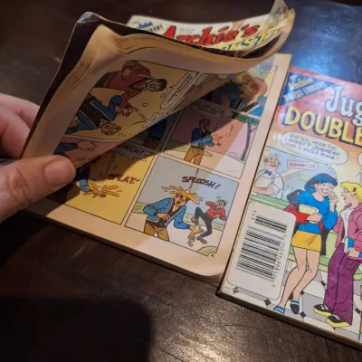 Archie Comics Digest Lot – Jughead’s Double Digest No. 65, Archie’s Double Digest No. 116 & Archie’s Holiday Fun No. 2