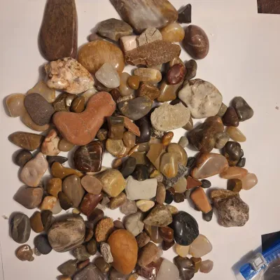 Assorted Polished Tumbled Stones Rocks & Mineral Specimens Mixed Colors Sizes