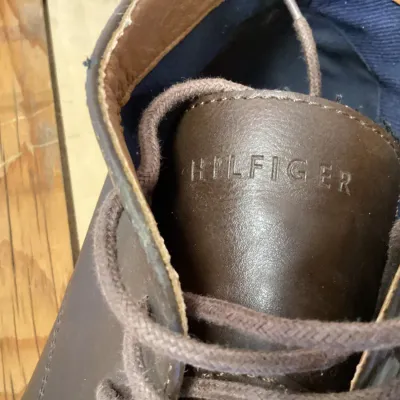 Tommy Hilfiger Men's Brown Leather Chuka Boots - Size 11