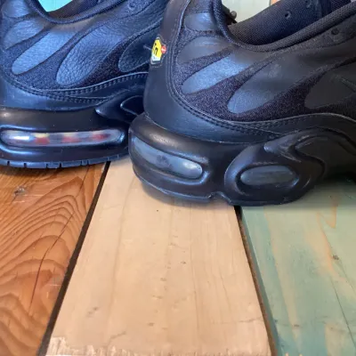 Nike Air Max Plus TN Triple Black Leather Sneakers - Men's Size 11