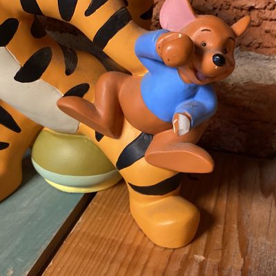 Disney Store Winnie the Pooh Tigger and Roo Figurine