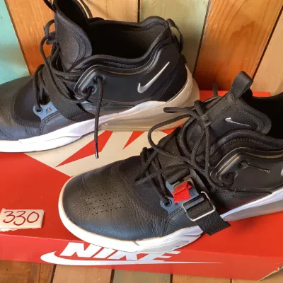 Nike Air Force 270 Black Metallic Silver Sneakers - Men's Size 11