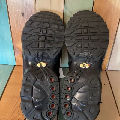 Nike Air Max Plus TN Triple Black Leather Sneakers - Men's Size 11