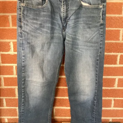 Two Pairs of Levi's 514 Straight Fit Jeans - Size 36x32