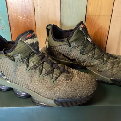 Nike LeBron XVI Low 'Cargo Khaki' Basketball Shoes - Men's Size 11
