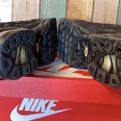 Nike Air Max Plus 'Triple Black' Sneakers - Men's Size 11